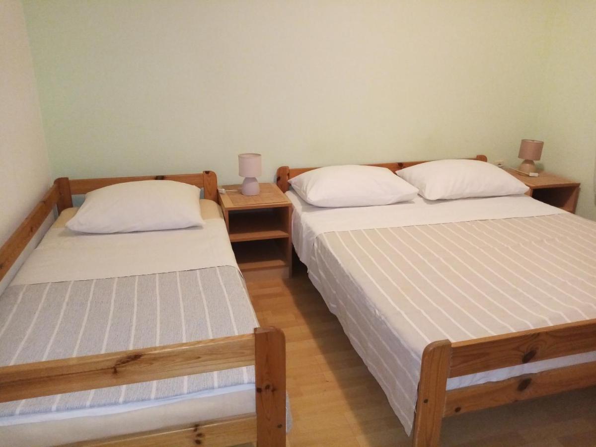 Apartments Vanja Skara Biograd Biograd Na Moru Luaran gambar