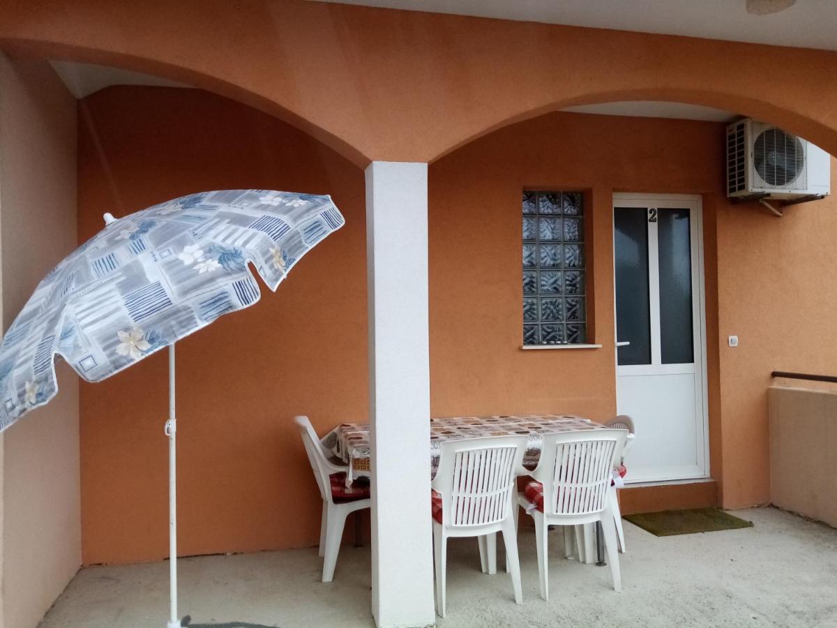 Apartments Vanja Skara Biograd Biograd Na Moru Luaran gambar
