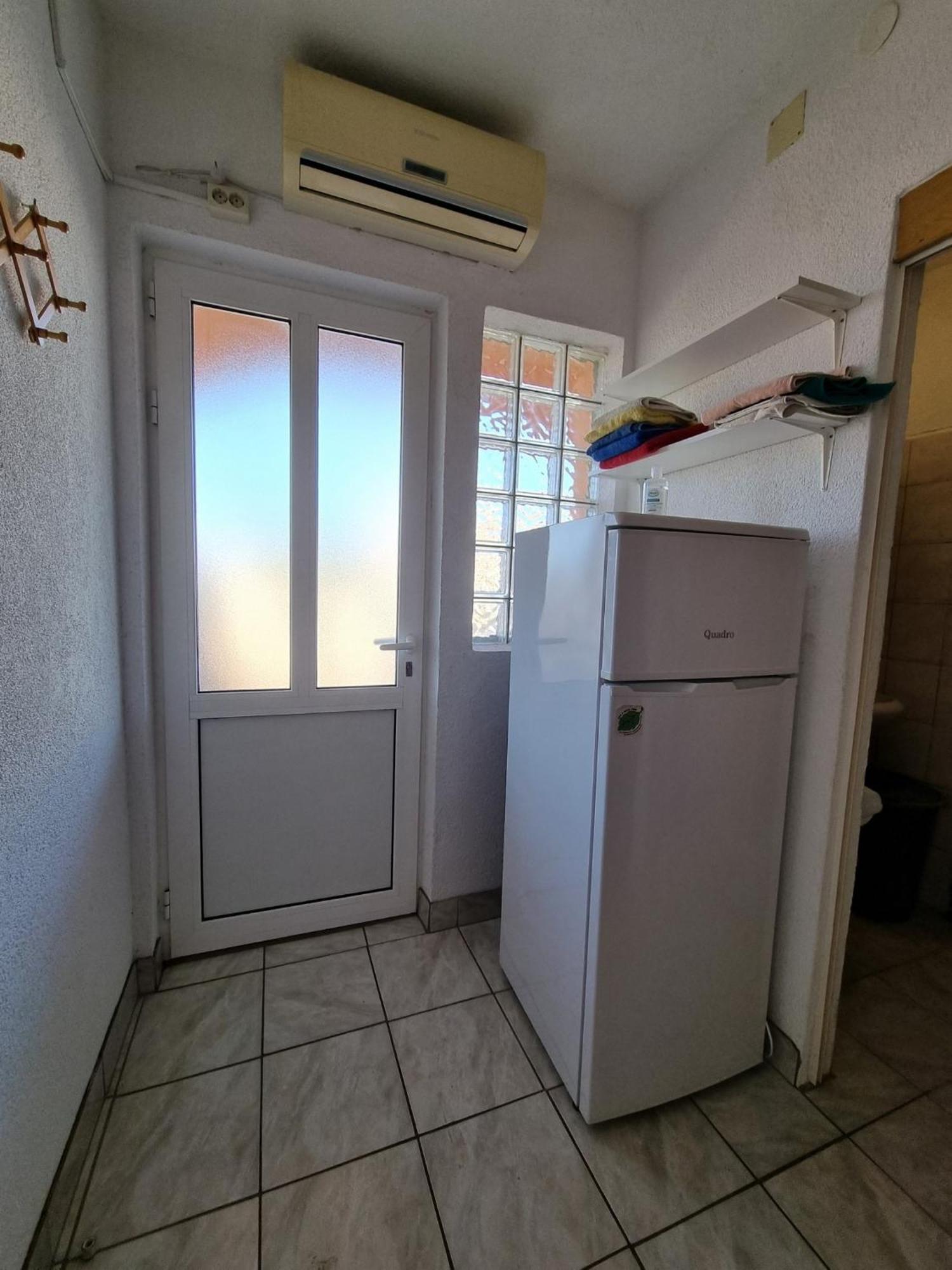 Apartments Vanja Skara Biograd Biograd Na Moru Bilik gambar